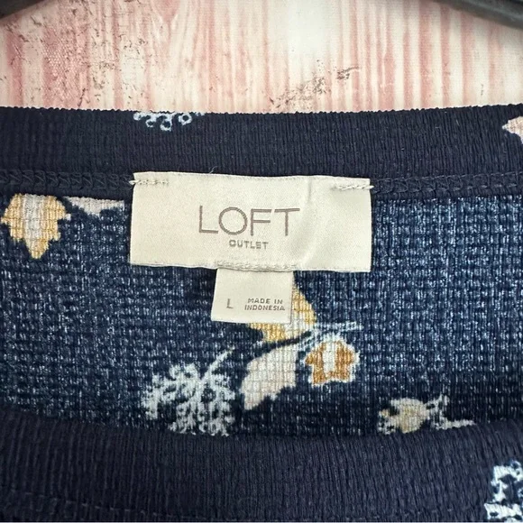 Loft Outlet Navy Blue Smocked Waistband Yellow Floral Print Blouse Size L - Picture 4 of 9